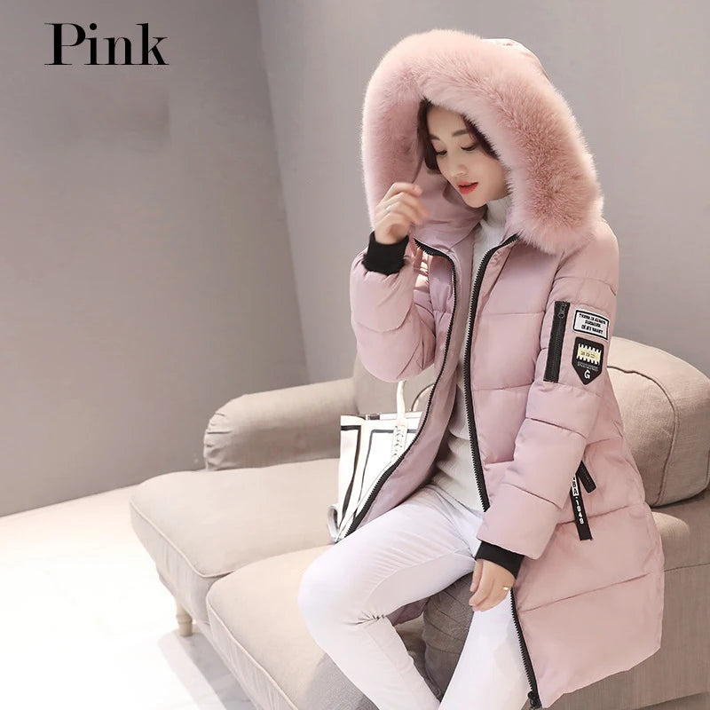 Parka da donna con cappuccio in pelliccia calda invernale Moda comode tasche con cerniera Design Giacca lunga Cappotti femminili sottili ed spessi eleganti