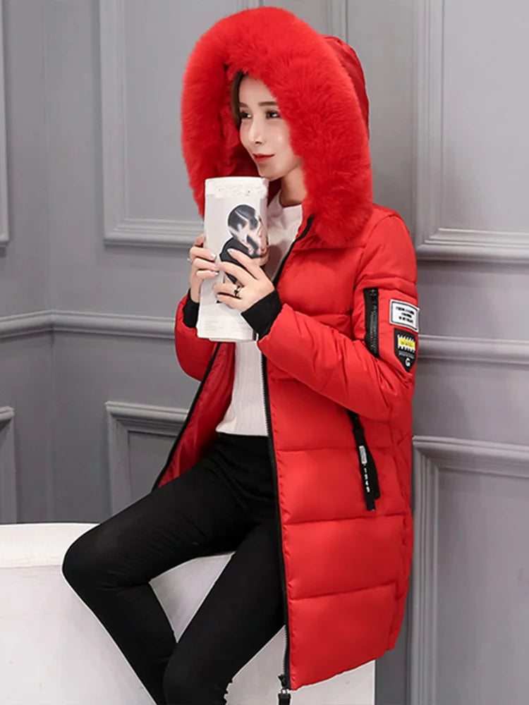 Parka da donna con cappuccio in pelliccia calda invernale Moda comode tasche con cerniera Design Giacca lunga Cappotti femminili sottili ed spessi eleganti