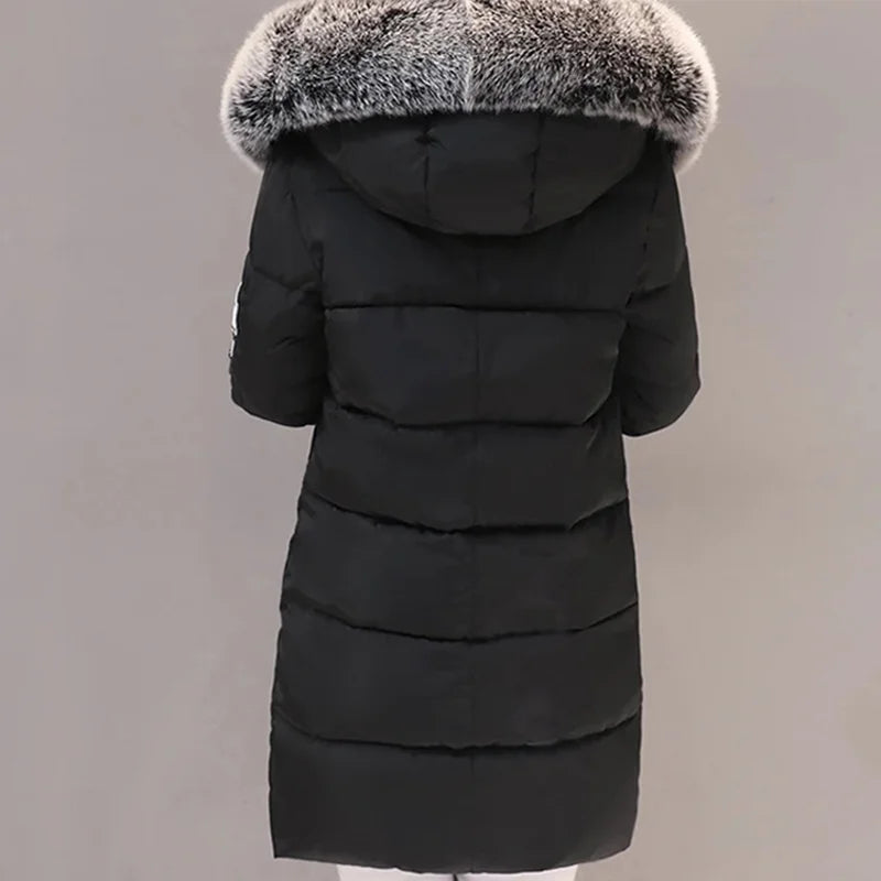 Parka da donna con cappuccio in pelliccia calda invernale Moda comode tasche con cerniera Design Giacca lunga Cappotti femminili sottili ed spessi eleganti