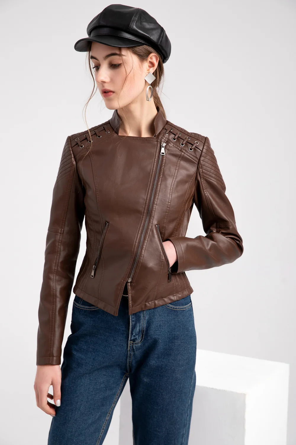 2023 primavera autunno signore giacche in pelle Moto donna colletto rovesciato cerniera Slim nero Moto e Biker giacca in pelle femminile