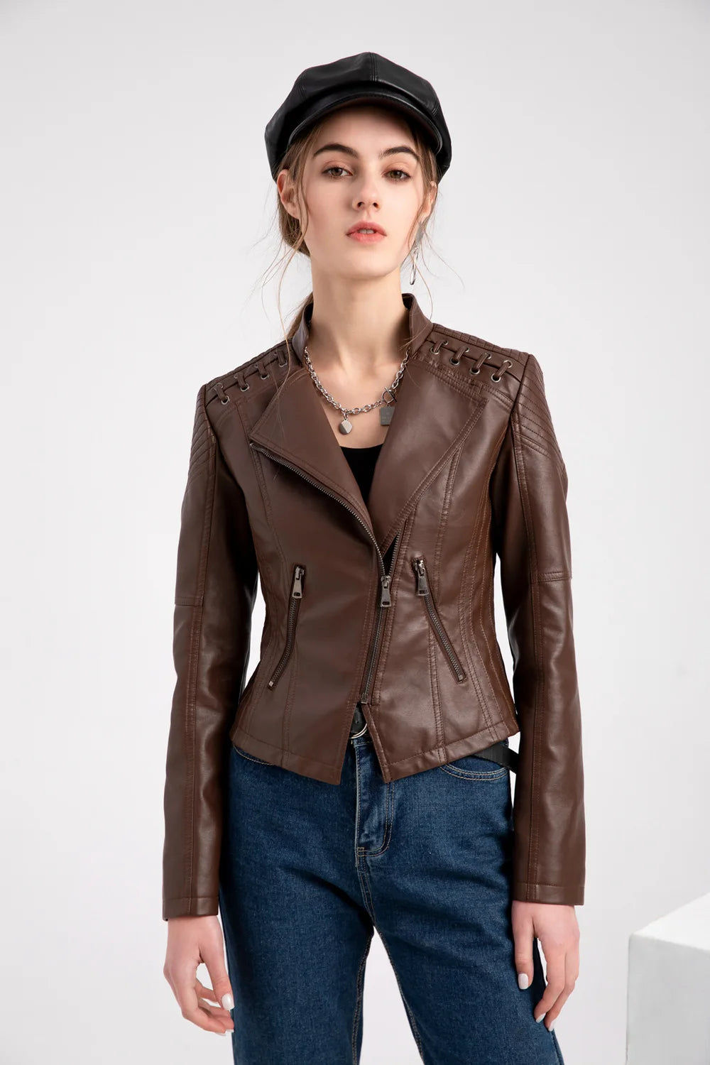 2023 primavera autunno signore giacche in pelle Moto donna colletto rovesciato cerniera Slim nero Moto e Biker giacca in pelle femminile