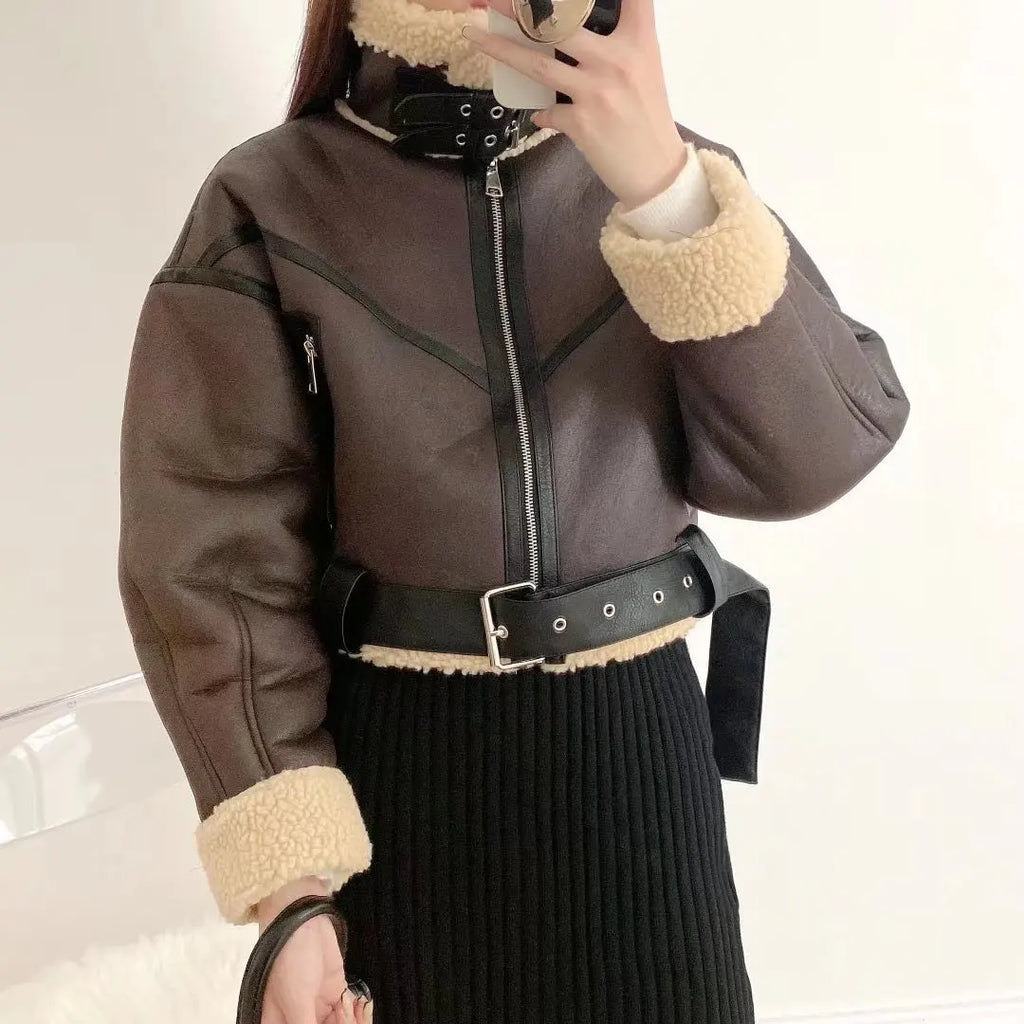 Ailegogo Inverno Donna Streetwear Giacca corta in pelliccia di agnello sintetica con cintura Moto Biker Cappotto di pelle di pecora caldo spesso Capispalla