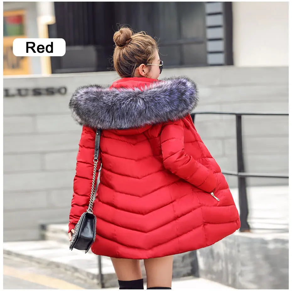 2025 nuovo modo di arrivo sottile giacca invernale da donna imbottito in cotone caldo addensare cappotto da donna cappotti lunghi Parka giacche da donna
