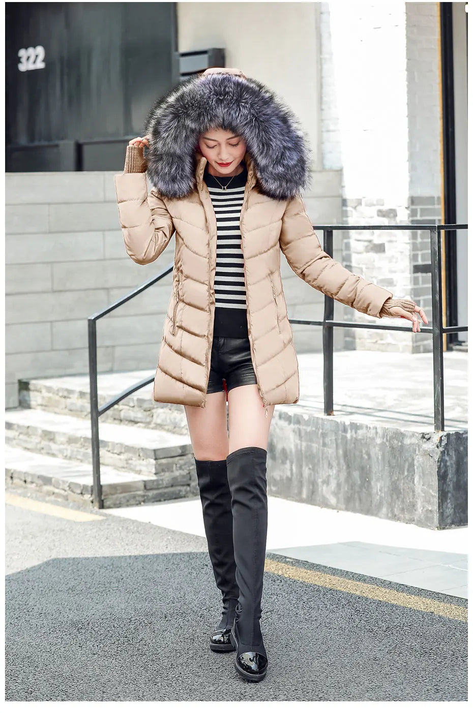 2025 nuovo modo di arrivo sottile giacca invernale da donna imbottito in cotone caldo addensare cappotto da donna cappotti lunghi Parka giacche da donna