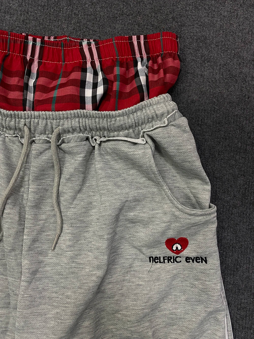 Set da due pezzi vestibilità ampia stile college retrò americano con pantaloni da bagno finti con doppia testa a doppia vita per il tempo libero sportivo Moda 2025