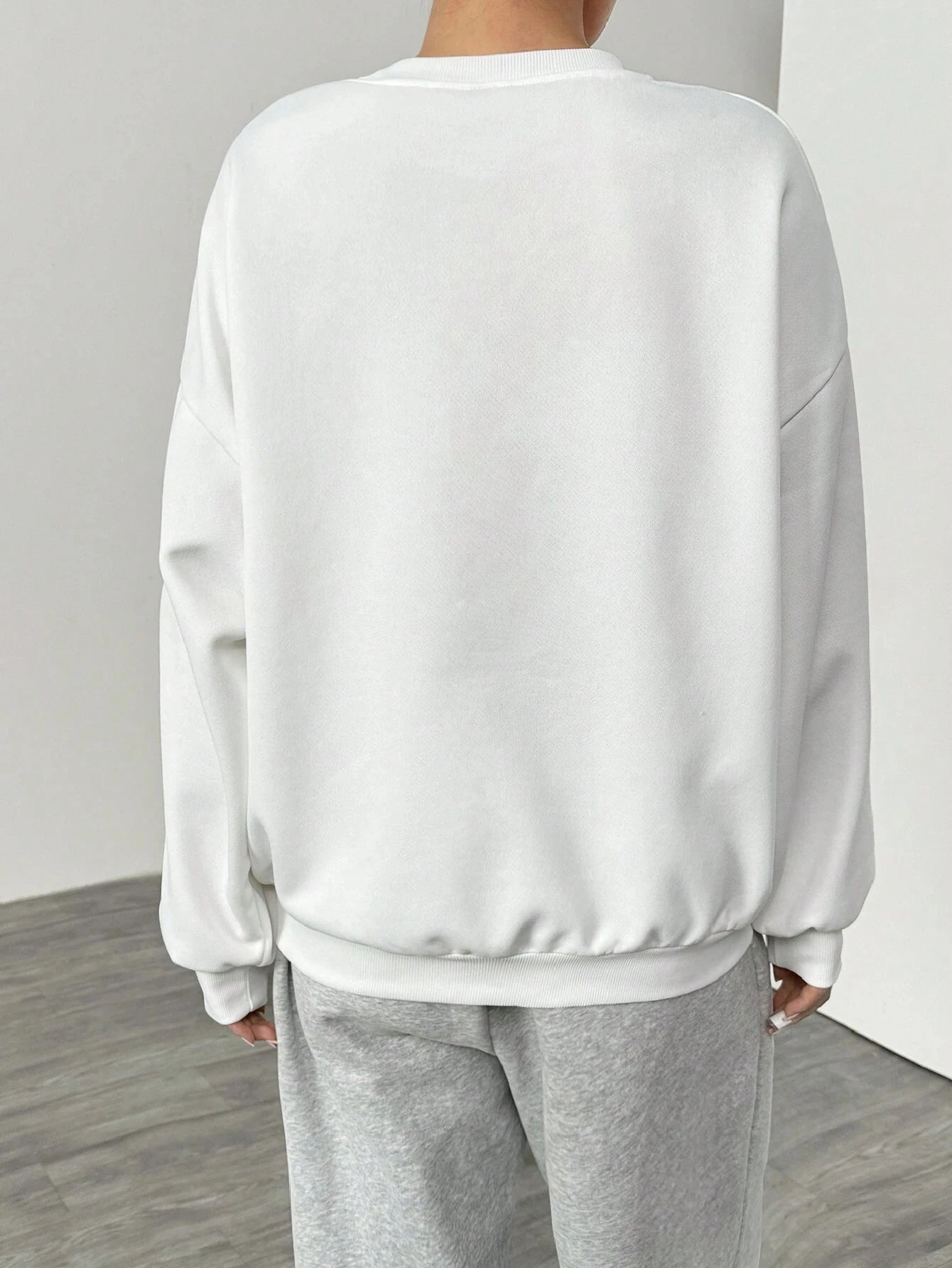 Felpa da donna casual semplice tinta unita ampia a maniche lunghe versione oversize o-collo top basic primavera/autunno streetwear