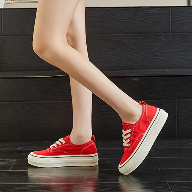 Nuove Sneakers in Tela da Donna 2026 Antiscivolo, Scarpe da Skateboard Basse, Traspiranti, Taglie Forti, Primavera e Autunno