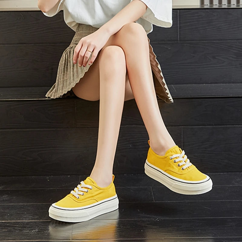 Nuove Sneakers in Tela da Donna 2026 Antiscivolo, Scarpe da Skateboard Basse, Traspiranti, Taglie Forti, Primavera e Autunno