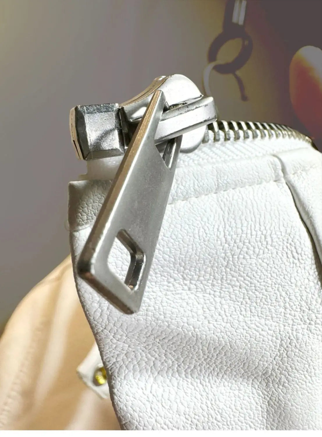 2025 Autunno nuova bella giacca da moto corta versatile giacca in pelle PU a vita alta per donna cappotto in pelliccia sintetica