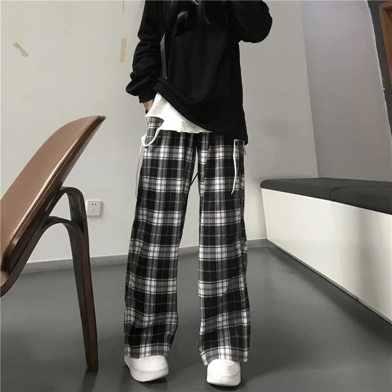 Pantaloni sportivi da donna oversize Pantaloni casual scozzesi neri alla moda Tasche in vita elastiche larghe Pantaloni larghi hip-hop unisex per studenti