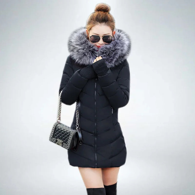2025 nuovo modo di arrivo sottile giacca invernale da donna imbottito in cotone caldo addensare cappotto da donna cappotti lunghi Parka giacche da donna