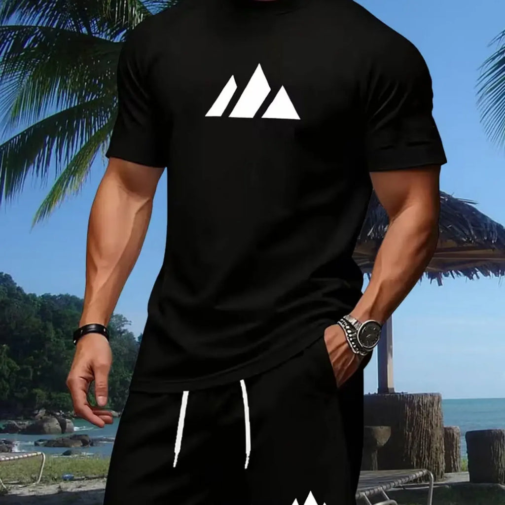 Nuovo abbigliamento sportivo estivo da uomo, set due pezzi con t-shirt a maniche corte e pantaloncini, abbigliamento casual traspirante e ad asciugatura rapida.