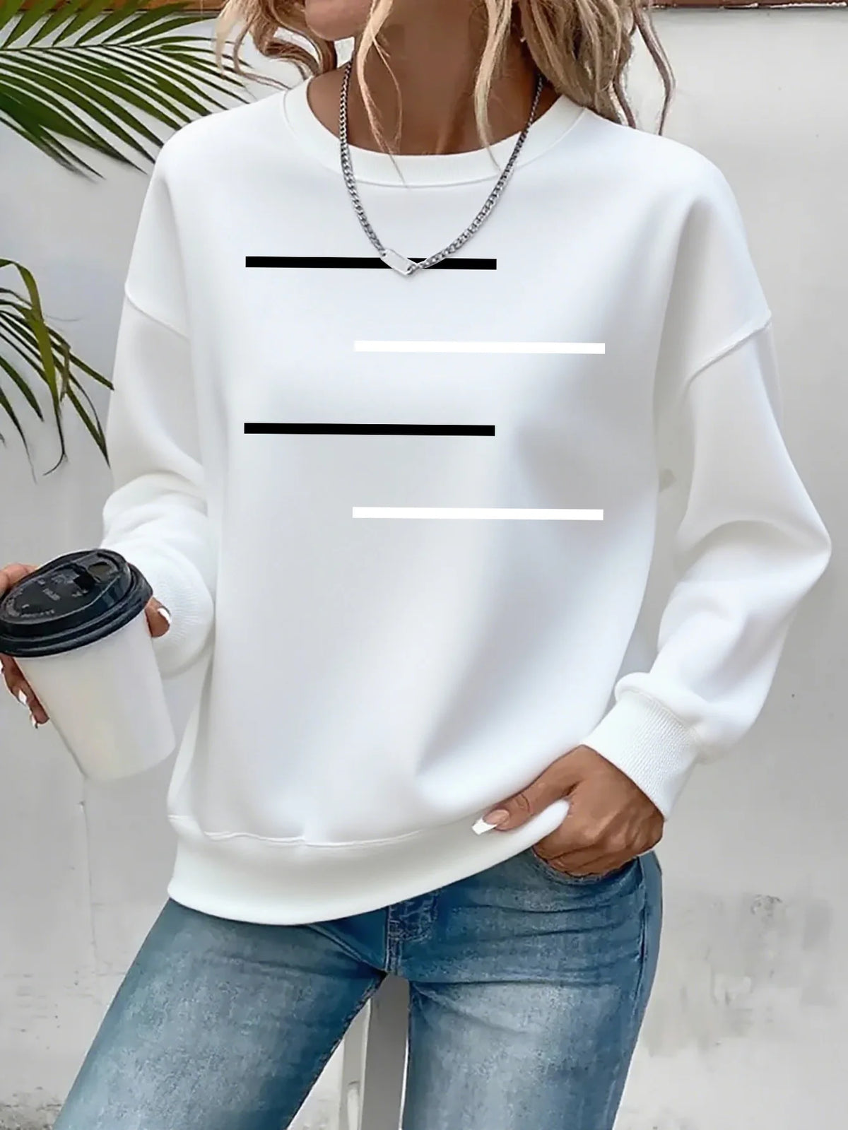 Pullover con cappuccio girocollo a maniche lunghe in velluto stampato con motivo a lettere comode e casual autunnali e invernali da donna