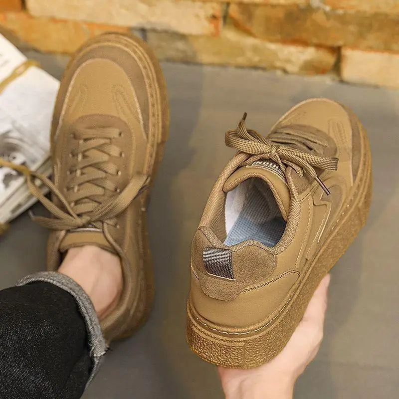 Scarpe da ginnastica in pelle moda Scarpe vulcanizzate piatte e traspiranti da uomo Scarpe con plateau resistenti all'usura per il tempo libero all'aperto Zapatillas Hombre