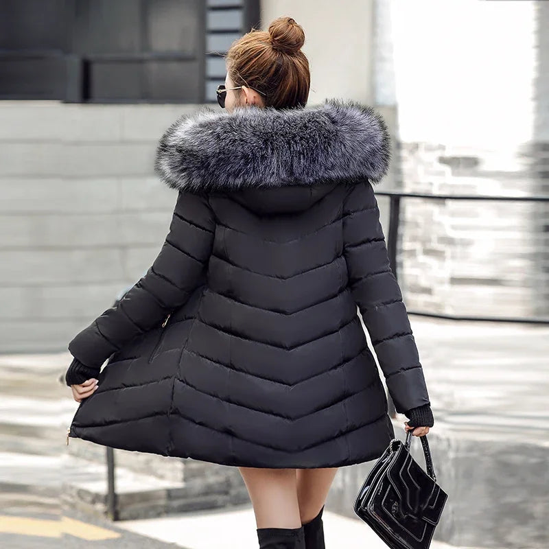 2025 nuovo modo di arrivo sottile giacca invernale da donna imbottito in cotone caldo addensare cappotto da donna cappotti lunghi Parka giacche da donna