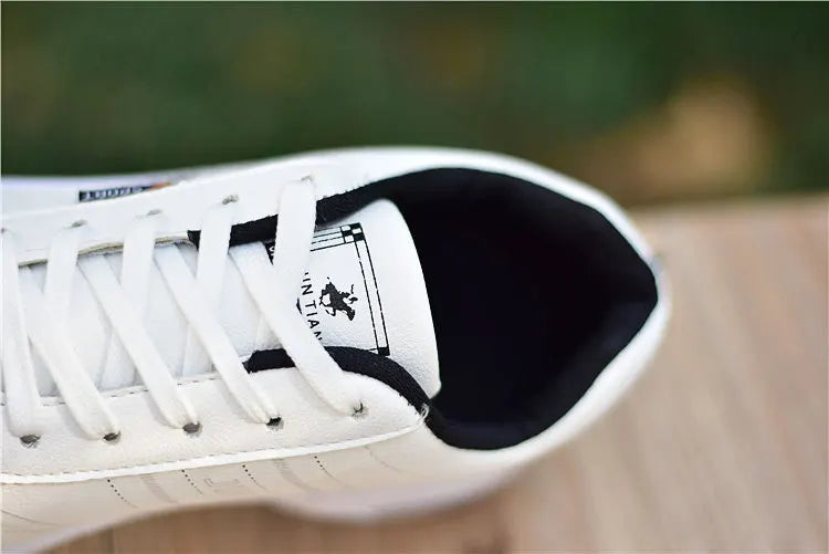Sneakers Casual da Uomo 2026 di Alta Qualità, Comode Scarpe con Plateau, Antiscivolo e Traspiranti per Sport all'Aperto, Disponibili in Taglie Grandi