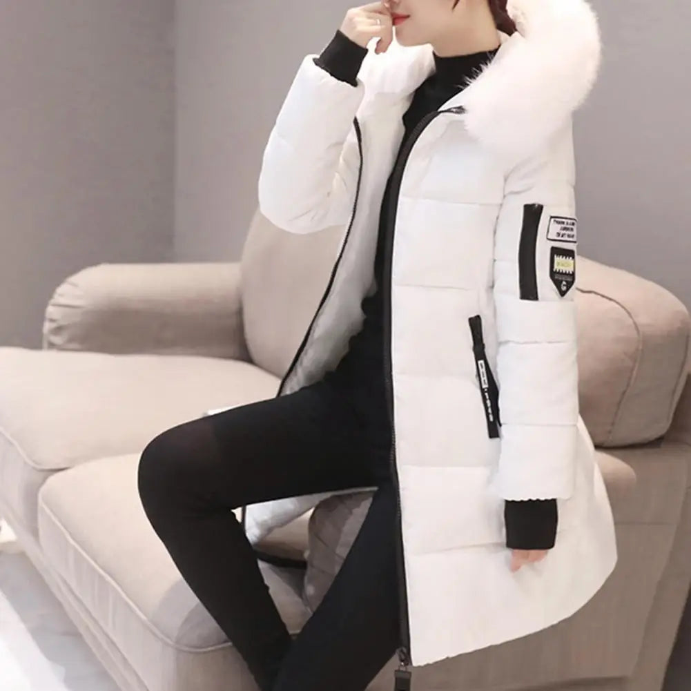 Giacche invernali da donna Piumini in cotone con cappuccio Top Parka di grandi dimensioni Mujer Cappotti Cappotto lungo Moda femminile Collo di pelliccia Abiti Capodanno