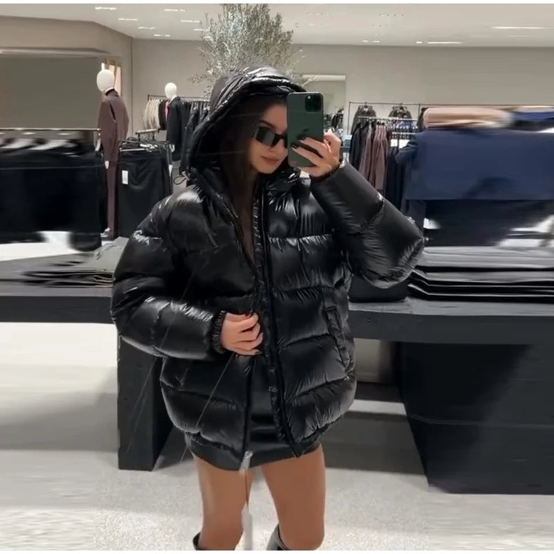2025 Autunno Inverno Stile neutro Cappotto imbottito in cotone Casual Cerniera con cappuccio Giacca solida Moda Parka caldo a prova di freddo Capispalla