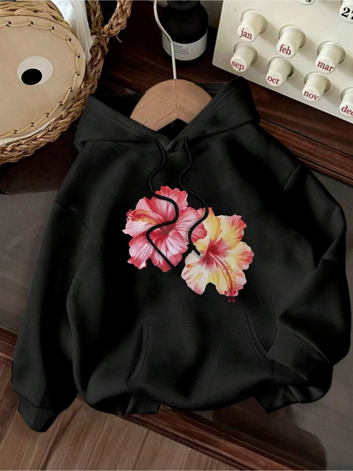 Felpa con cappuccio girocollo autunno e inverno da donna stampata con motivo floreale colorato Felpa casual a maniche lunghe Abbigliamento da donna