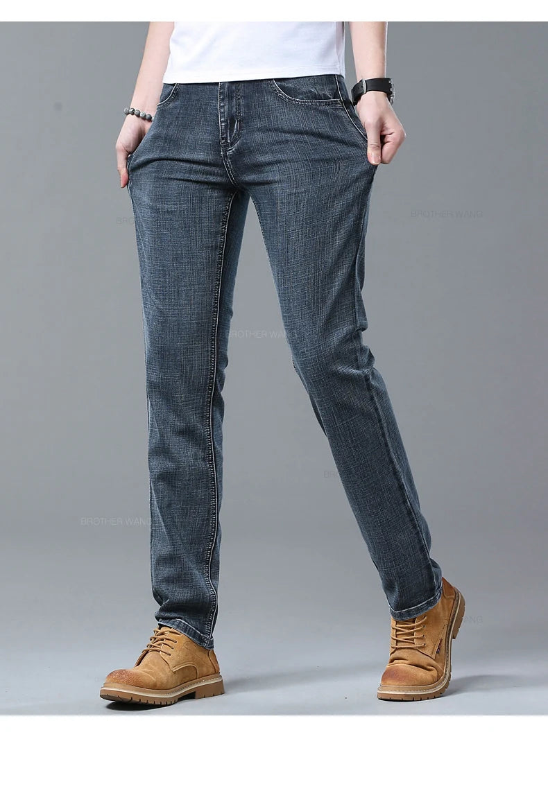 Jeans slim azzurri da uomo primaverili Pantaloni in denim in tessuto elasticizzato casual alla moda Pantaloni classici Grigio fumo