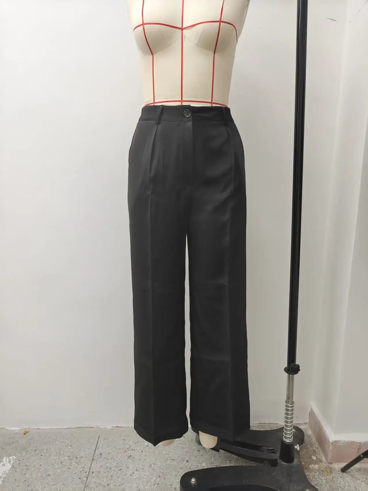 Pantaloni larghi pieghettati a vita alta da donna casual in tinta unita Pantaloni da lavoro Primavera Autunno Nuovi pantaloni dritti Pantaloni su misura da ufficio