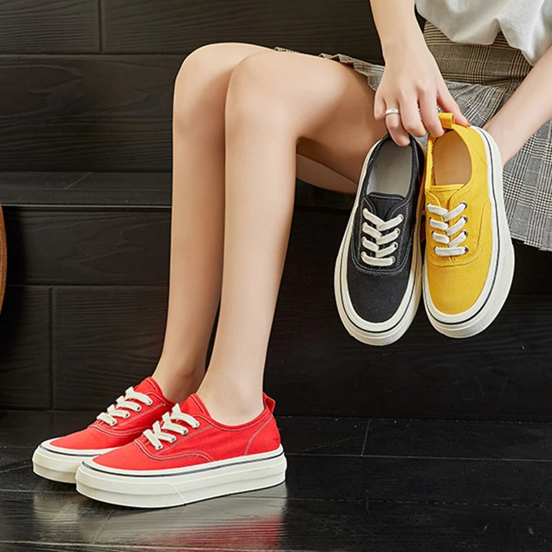 Nuove Sneakers in Tela da Donna 2026 Antiscivolo, Scarpe da Skateboard Basse, Traspiranti, Taglie Forti, Primavera e Autunno
