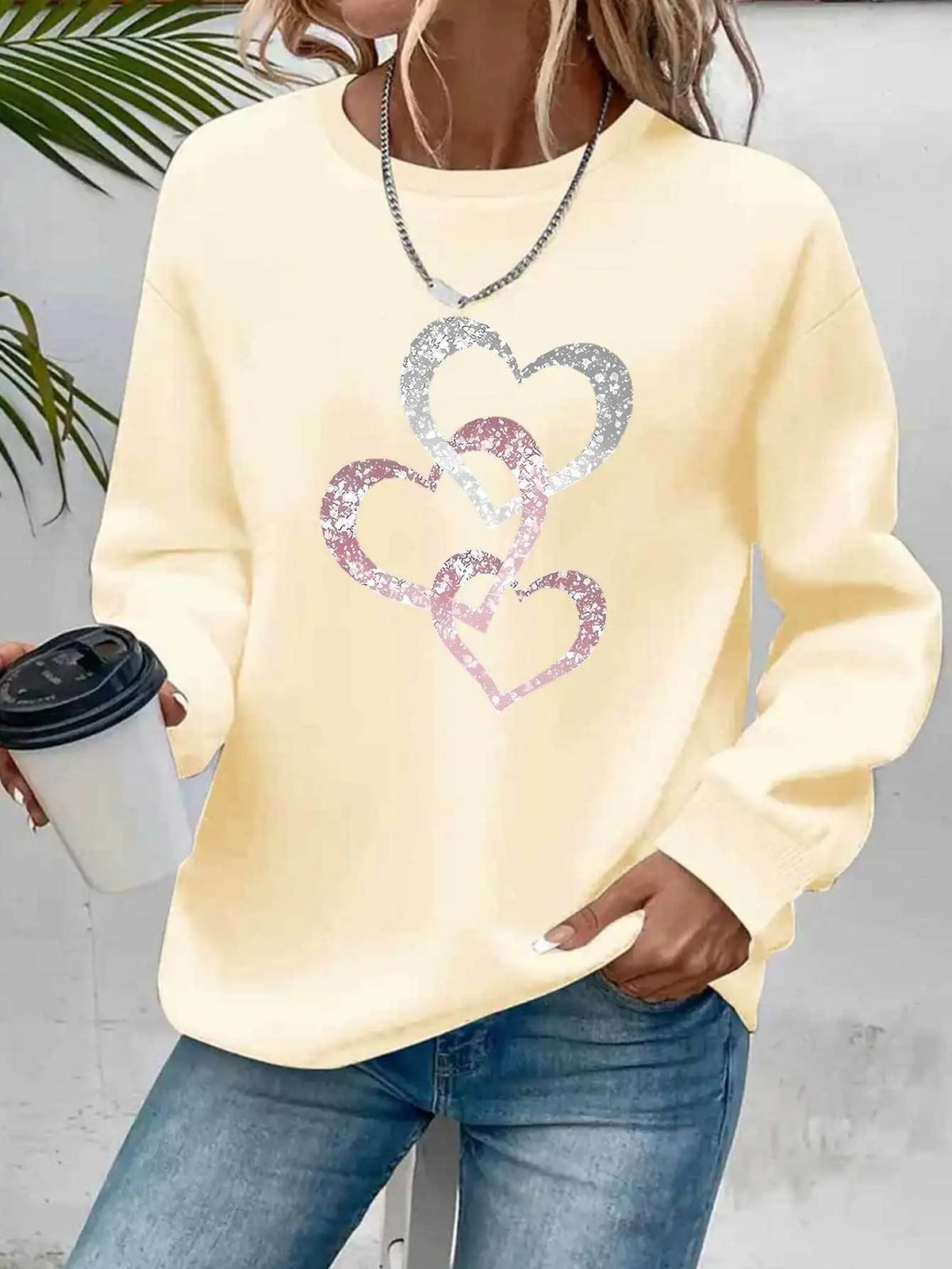 Pullover con cappuccio girocollo a maniche lunghe in velluto stampato con motivo a lettere comode e casual autunnali e invernali da donna