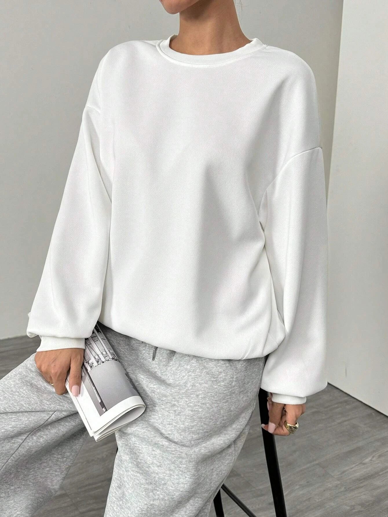 Felpa da donna casual semplice tinta unita ampia a maniche lunghe versione oversize o-collo top basic primavera/autunno streetwear