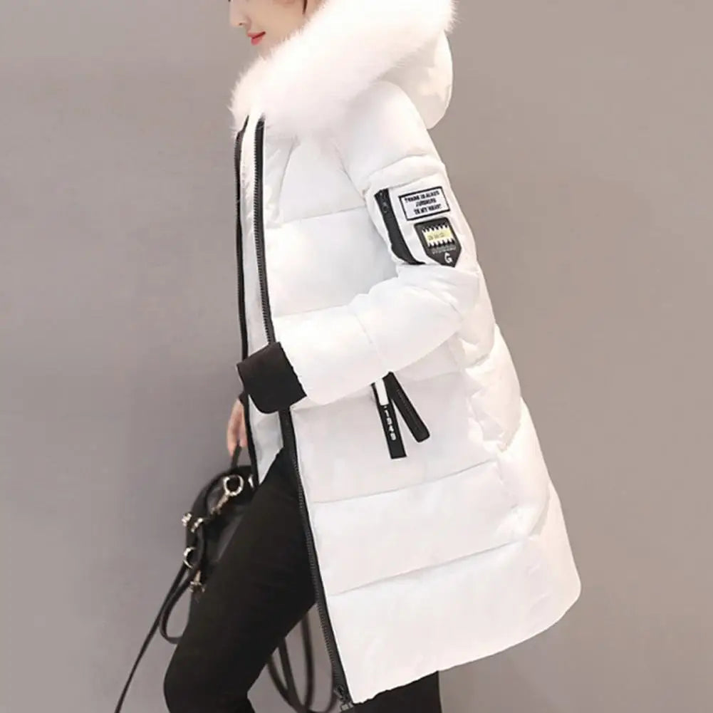 Giacche invernali da donna Piumini in cotone con cappuccio Top Parka di grandi dimensioni Mujer Cappotti Cappotto lungo Moda femminile Collo di pelliccia Abiti Capodanno