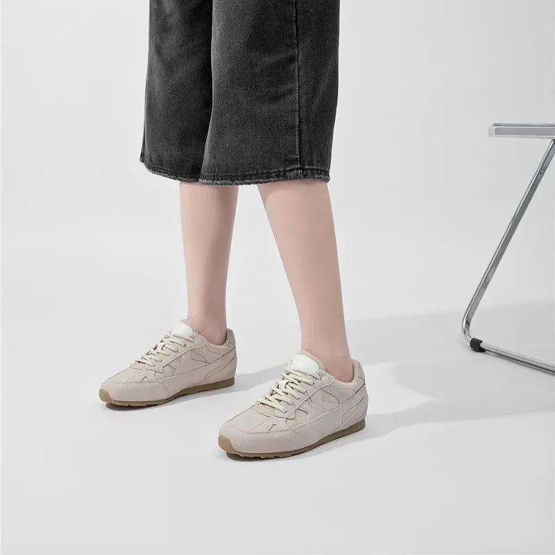AIYUQI Sneakers da Donna 2026 Nuove Scarpe Basse in Vera Pelle da Donna per Allenamento, Taglie Grandi, Stile Retrò Casual