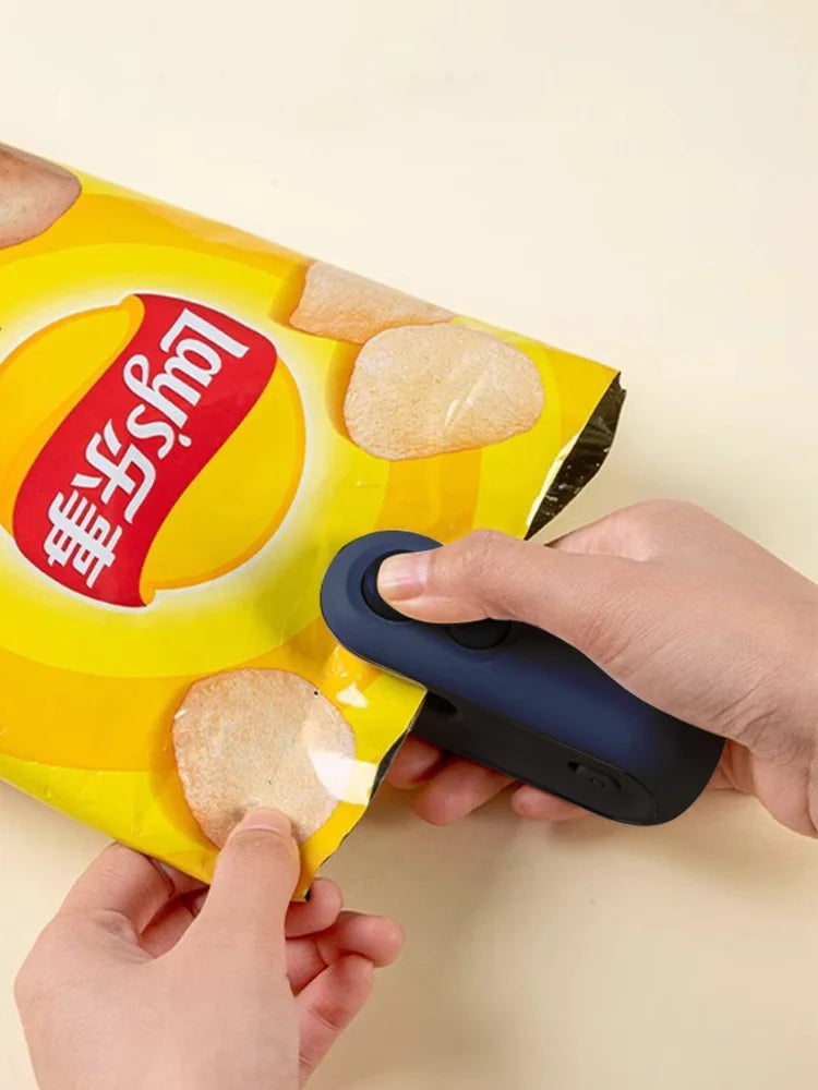 2 In 1 Sealer Cutter Multifunctional Mini Bag Sealer Portable Resealer Machine Handheld Bag Sealing Machine for Plastic Bags