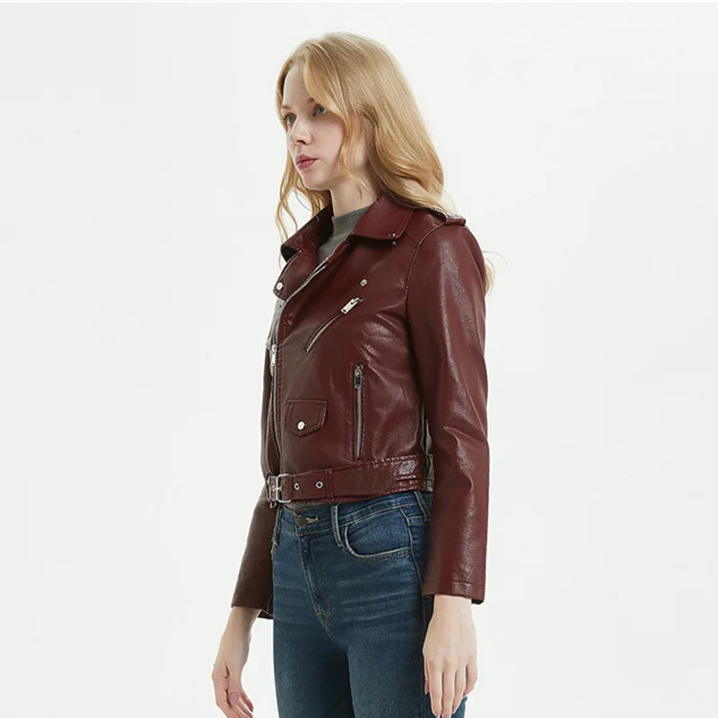 2025 Primavera Autunno Nuova giacca di pelle da donna Abbigliamento da moto Cappotto corto