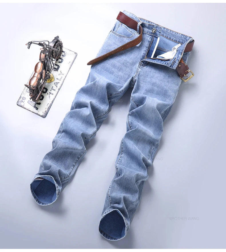 Jeans slim azzurri da uomo primaverili Pantaloni in denim in tessuto elasticizzato casual alla moda Pantaloni classici Grigio fumo
