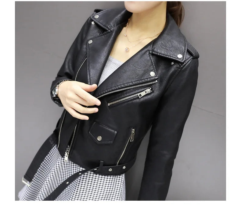 2025 Primavera Autunno Nuova giacca di pelle da donna Abbigliamento da moto Cappotto corto