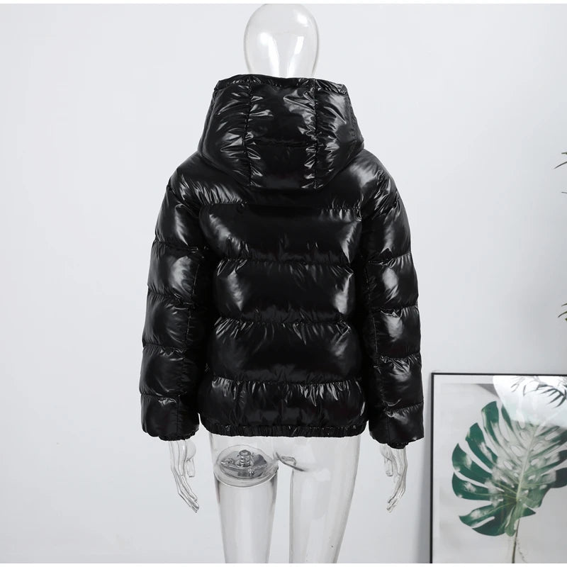 2025 Autunno Inverno Stile neutro Cappotto imbottito in cotone Casual Cerniera con cappuccio Giacca solida Moda Parka caldo a prova di freddo Capispalla