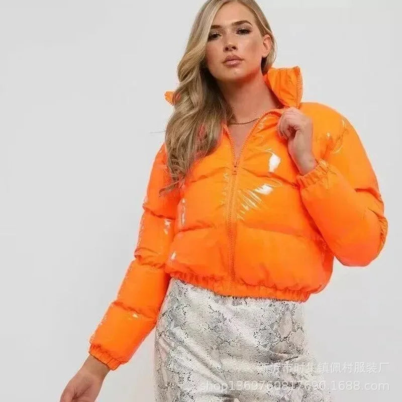 Giacca da donna imbottita in cotone Giacca moda casual lucida manica lunga autunno e inverno colletto alla coreana cerniera corta sexy strada calda