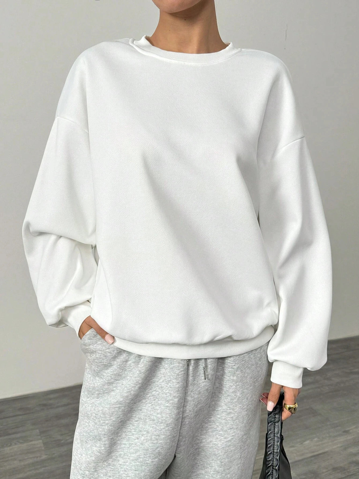 Felpa da donna casual semplice tinta unita ampia a maniche lunghe versione oversize o-collo top basic primavera/autunno streetwear