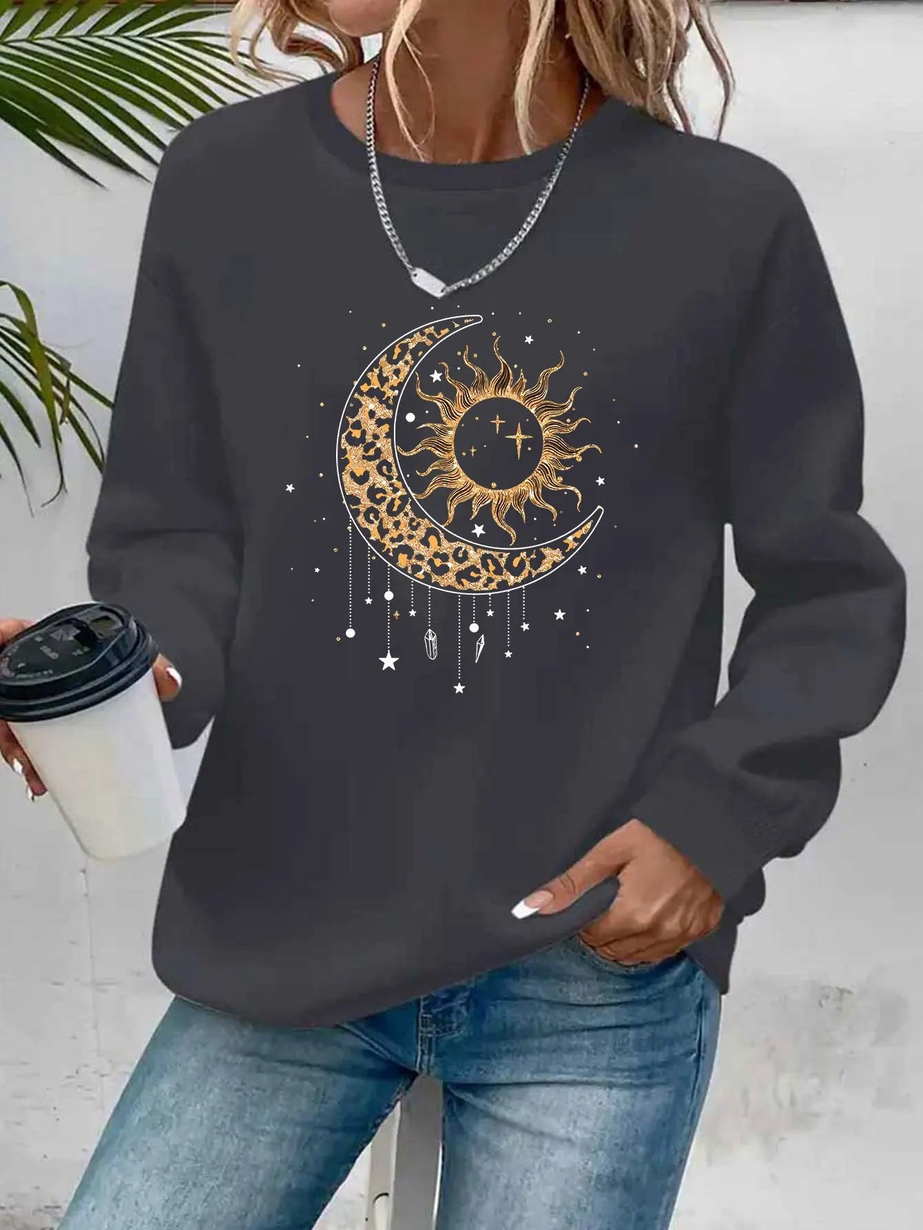 Pullover con cappuccio girocollo a maniche lunghe in velluto stampato con motivo a lettere comode e casual autunnali e invernali da donna