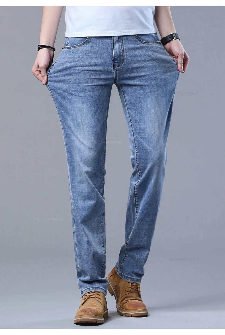 Jeans slim azzurri da uomo primaverili Pantaloni in denim in tessuto elasticizzato casual alla moda Pantaloni classici Grigio fumo